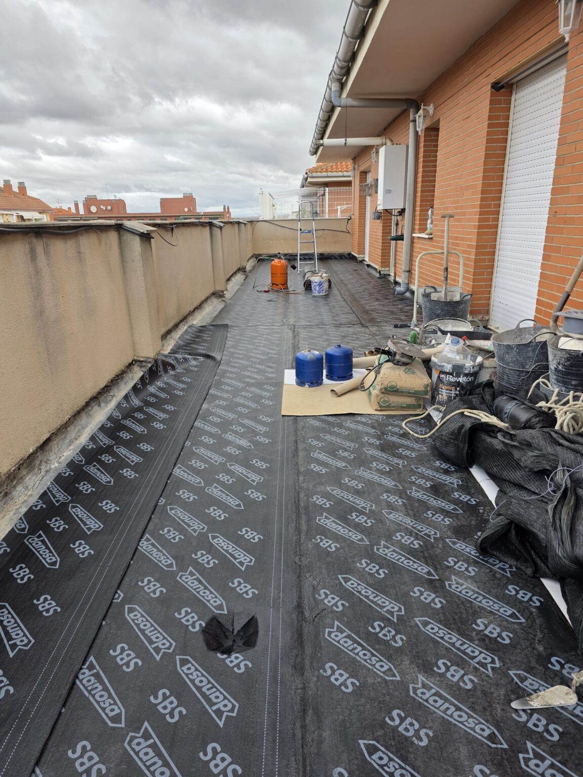 Mantenimiento de cubiertas para prevenir daños estructurales