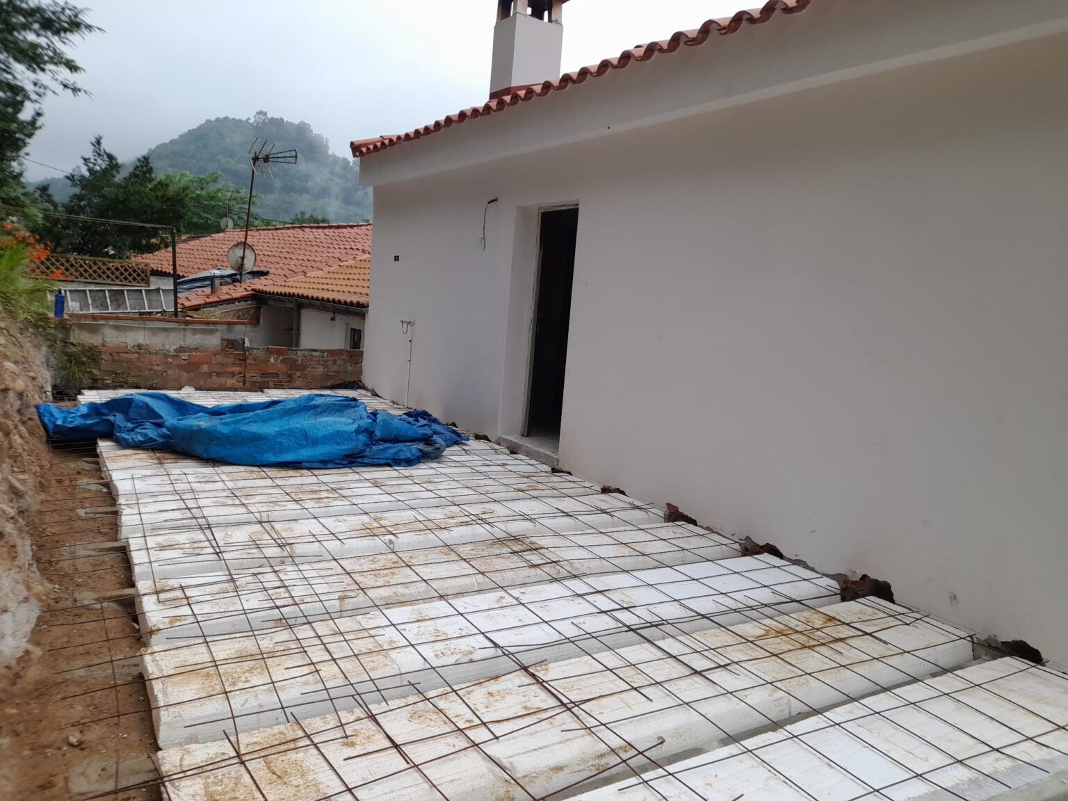 Reforma de vivienda unifamiliar con gestión de todos los gremios